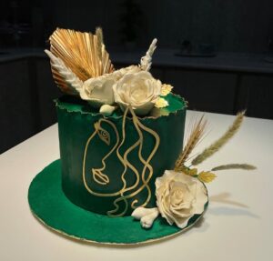 Women's Special Cake