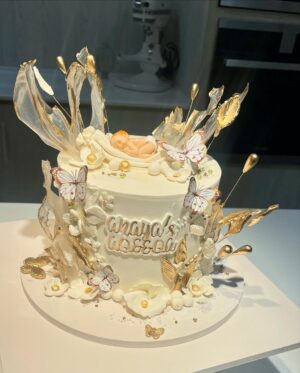 White Beauty Cake
