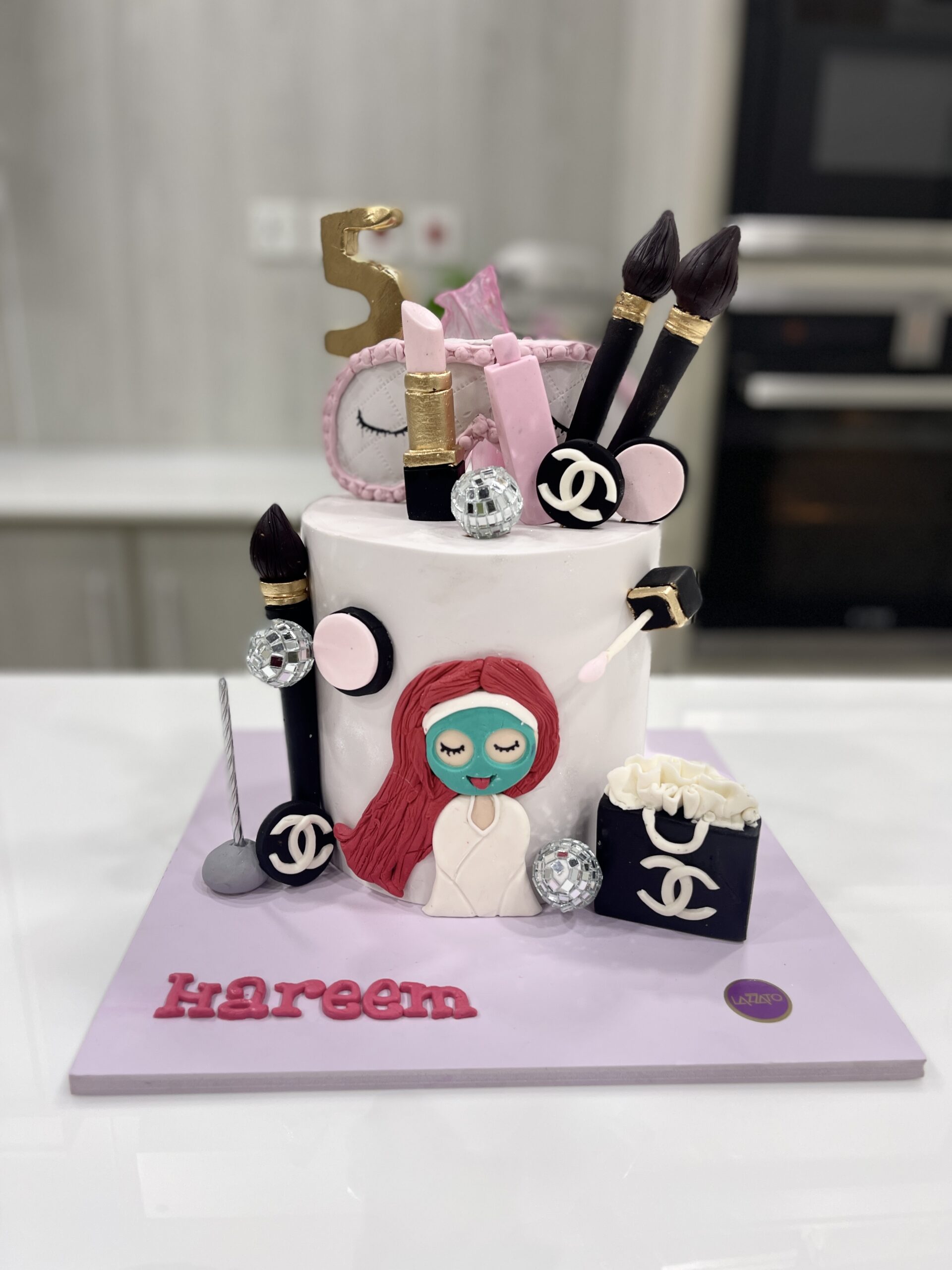 Makeup Cake