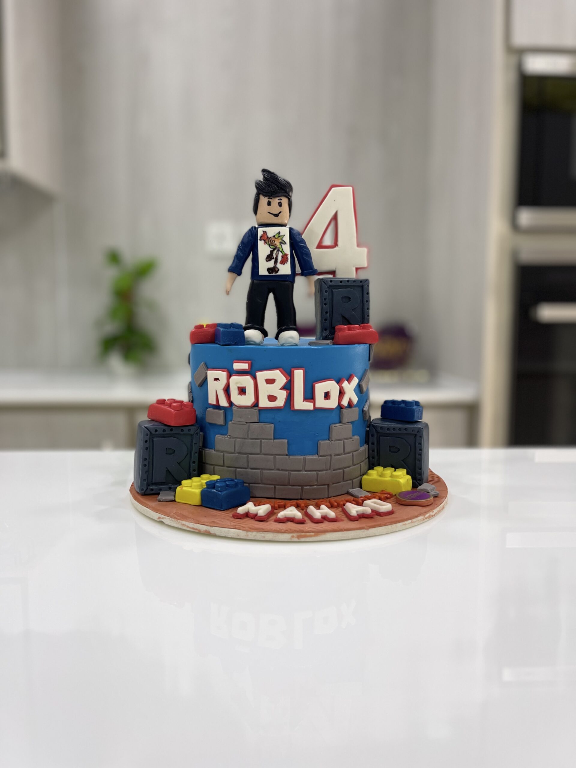 Roblox Cake
