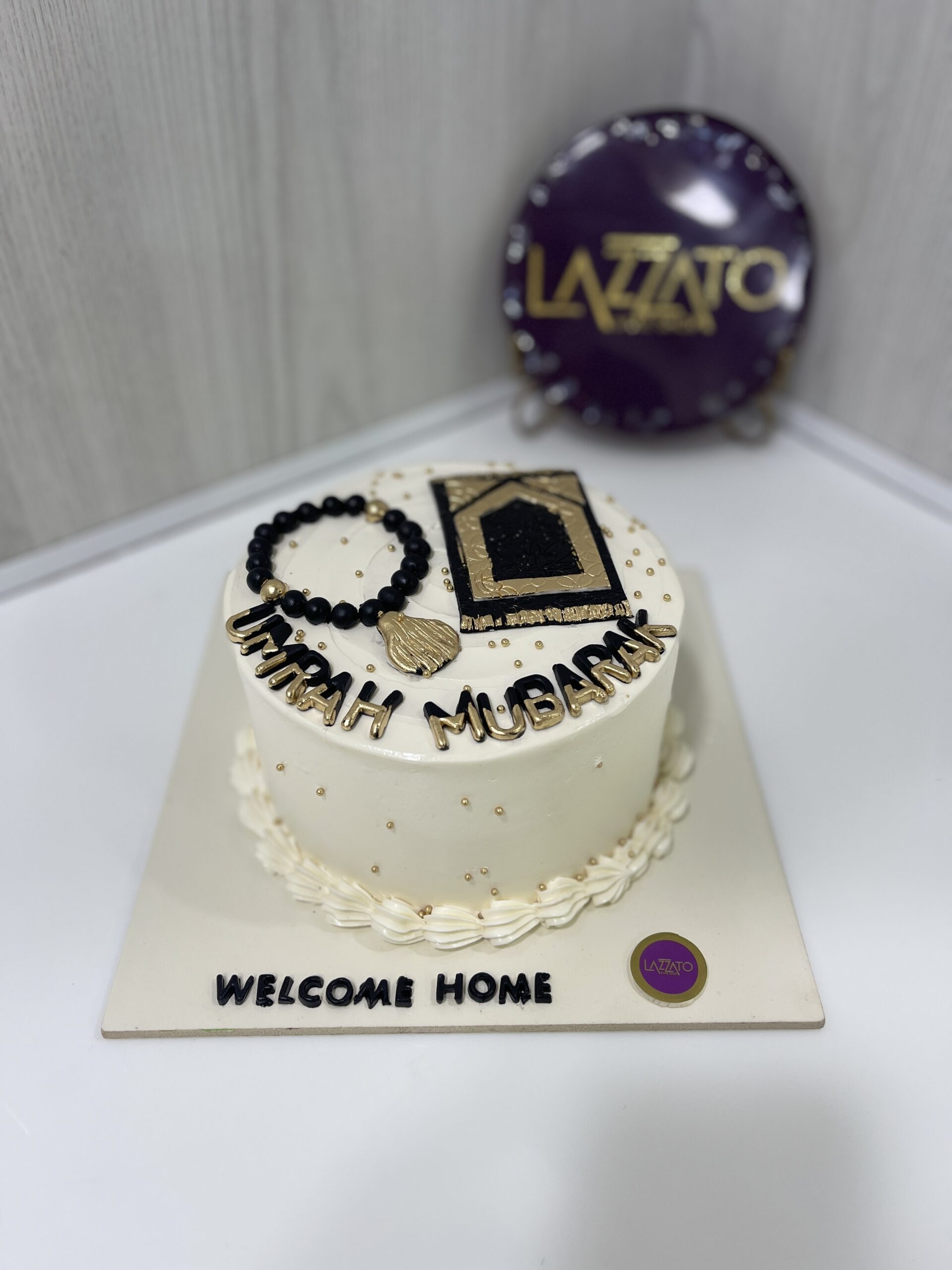 Umrah Mubarak Cake